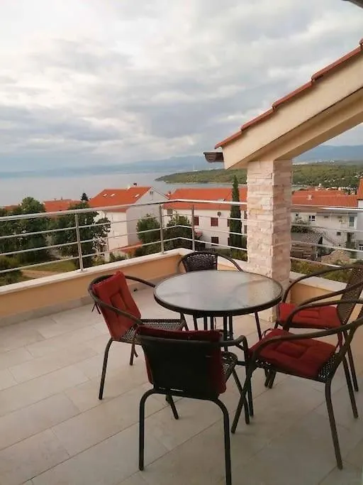 Comfortable Apartment With The View contacts